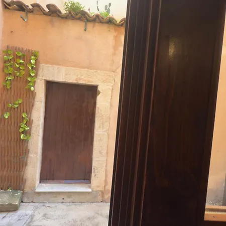 Ortigia Plemmirio Al Piano Terra * Сиракузы